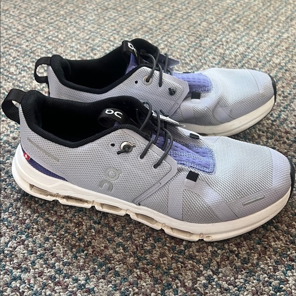 On Running Cloud Sky Big Kids Shoes size 4.5Y - Picture 5 of 11